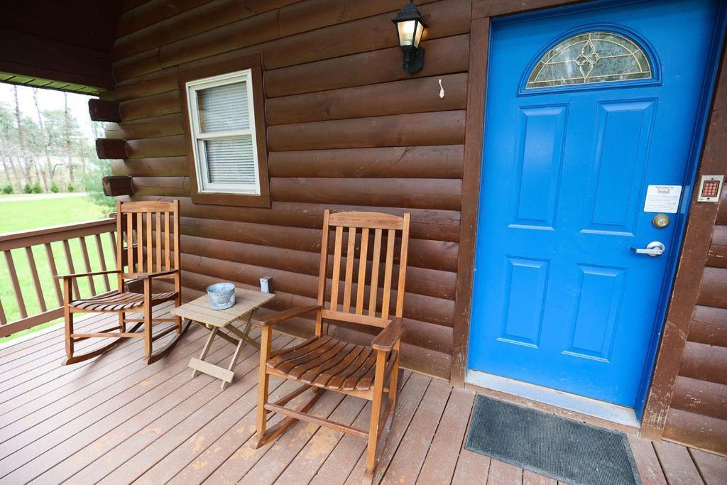 The Cabins At Pine Haven - Beckley Beaver Kültér fotó